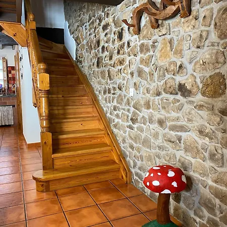 La Cueva Del Bosque בית נופש